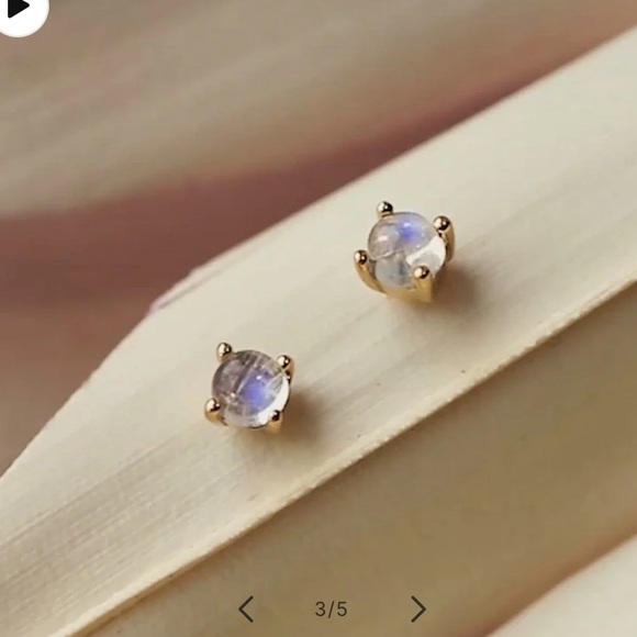 Solid Gold Moonstone Studs 9k Gold - Local Eclectic - Picture 4 of 6